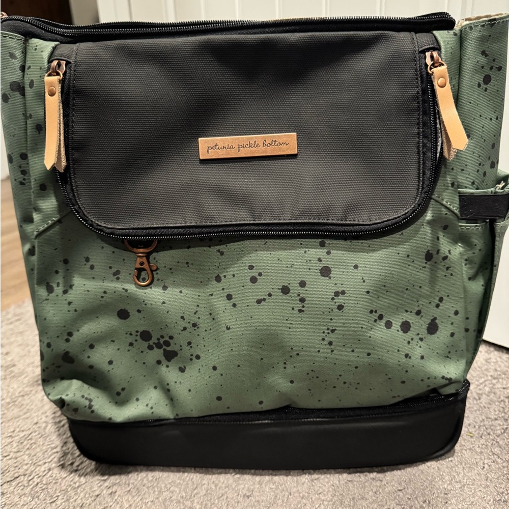 Petunia Pickle Bottom Green and Black Pivot Pack